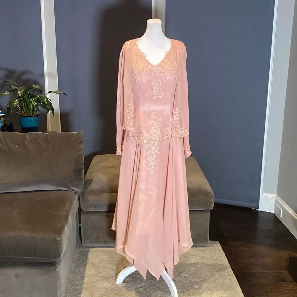 Women’s Pink Chiffon Dress Floral Detail Zip Up Back Matching Jacket Size L NWOT